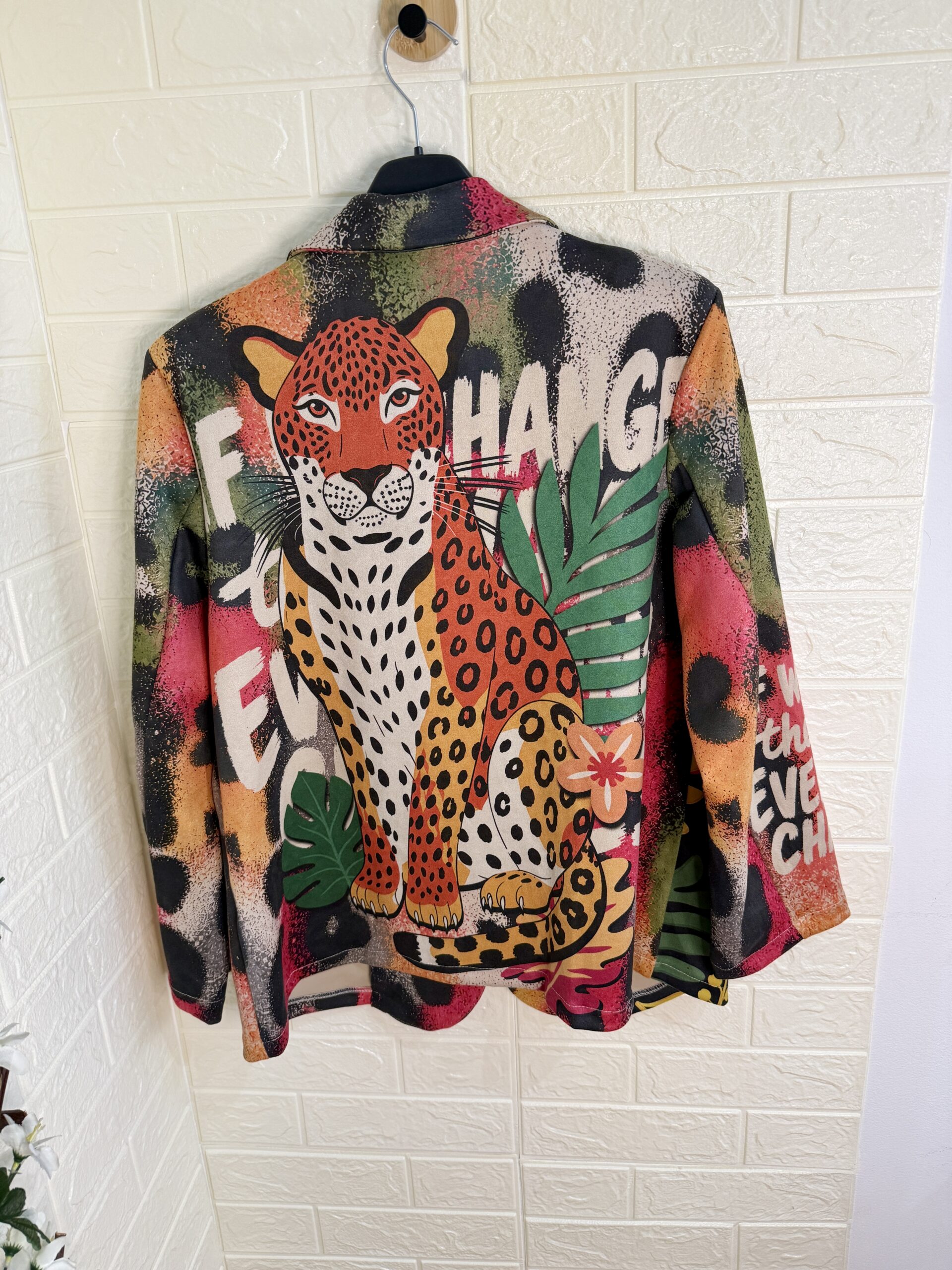 Blazer de Terciopelo Leopardo Multicolor | Estilo Único - Imagen 2